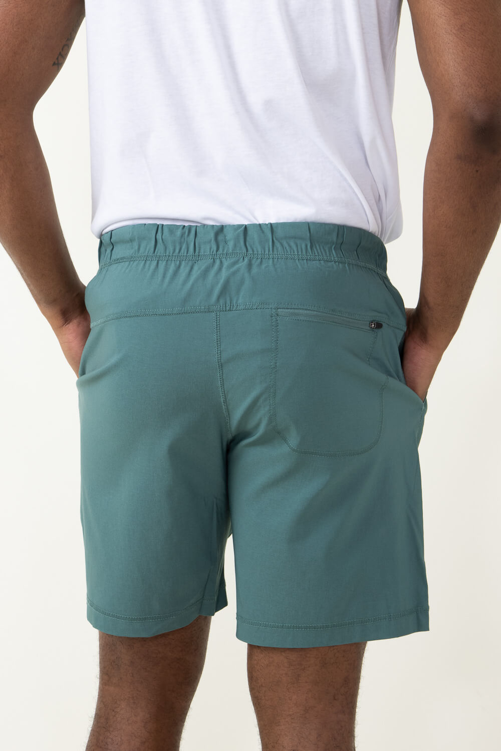 Copper & Oak Tech Pull On Shorts for Men in Green K2S510326SEAPINE