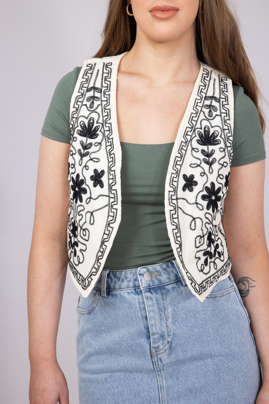 Embroidered Vest for Women in Cream | PSJ1358-CRM – Glik's
