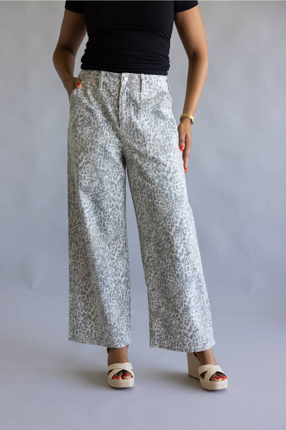 Vervet High Rise Baggy Wide Jeans for Women in Leopard
