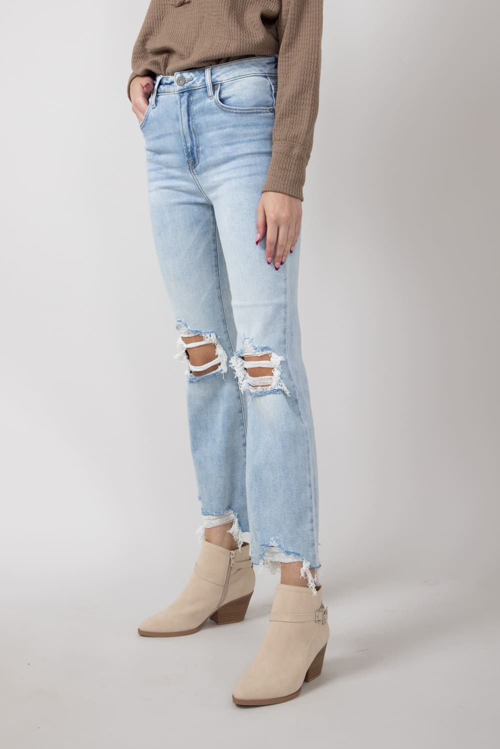 Hidden Happi Distressed Knee Crop Flare Jeans for Women