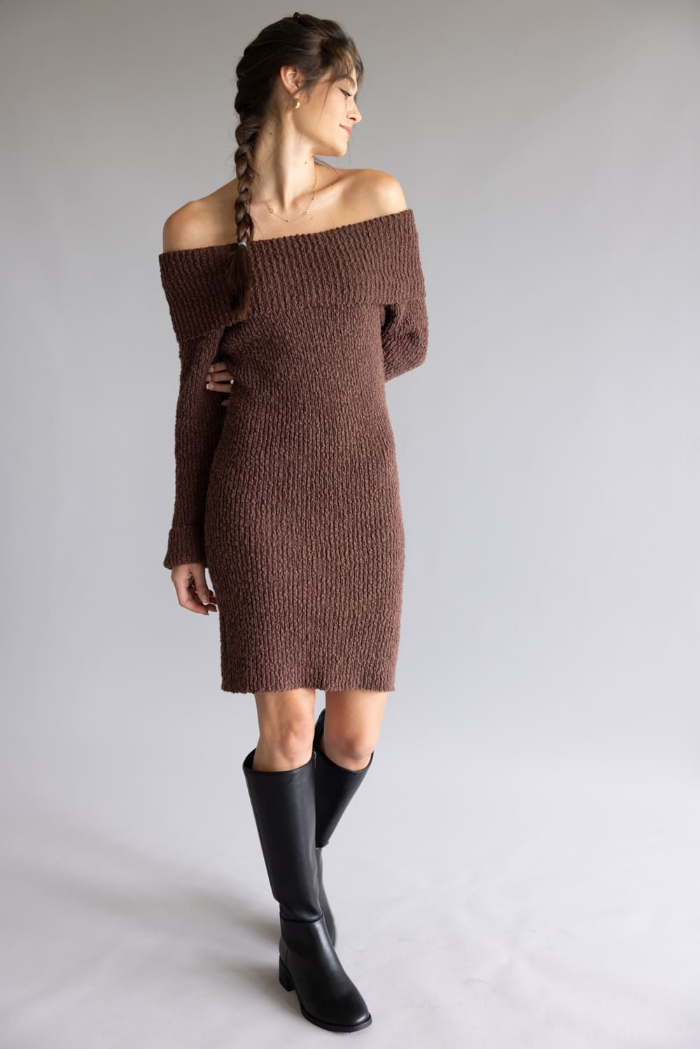 Illa Illa Off The Shoulder Knit Sweater Dress for Women in Brown