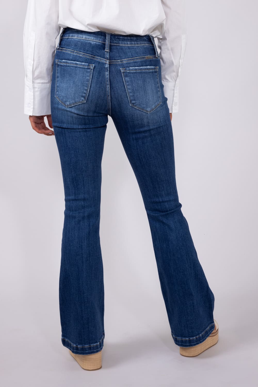 KanCan Mid Rise Flare Petite Jeans for Women | KC20041M-PT – Glik's