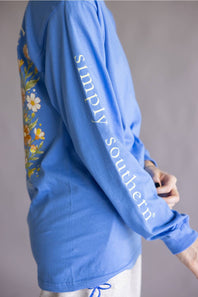 Simply Southern Plus Size Light Shine Long Sleeve T-Shirt for Women in Blue! 