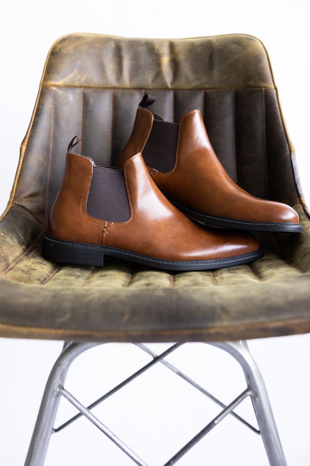 Madden Slikk Chelsea Boots for Men in Cognac
