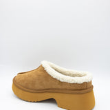  Beach by Matisse Anton Lug Mule Slippers for Women in Chestnut 