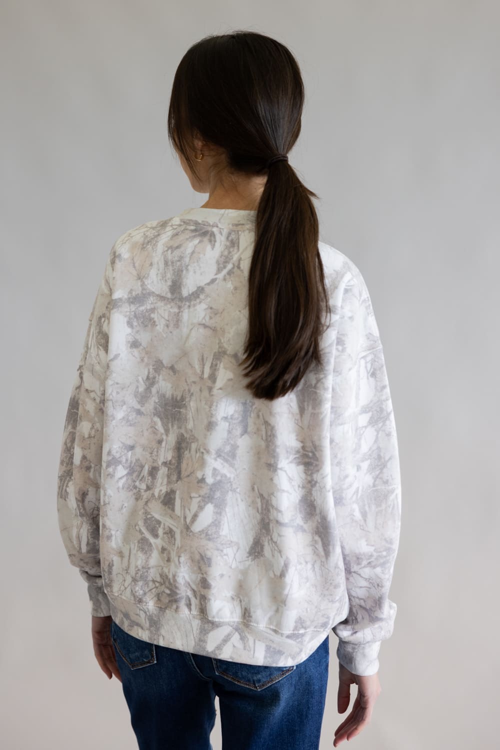 Relaxed Fit Fleece Sweatshirt for Women in Cream Camo