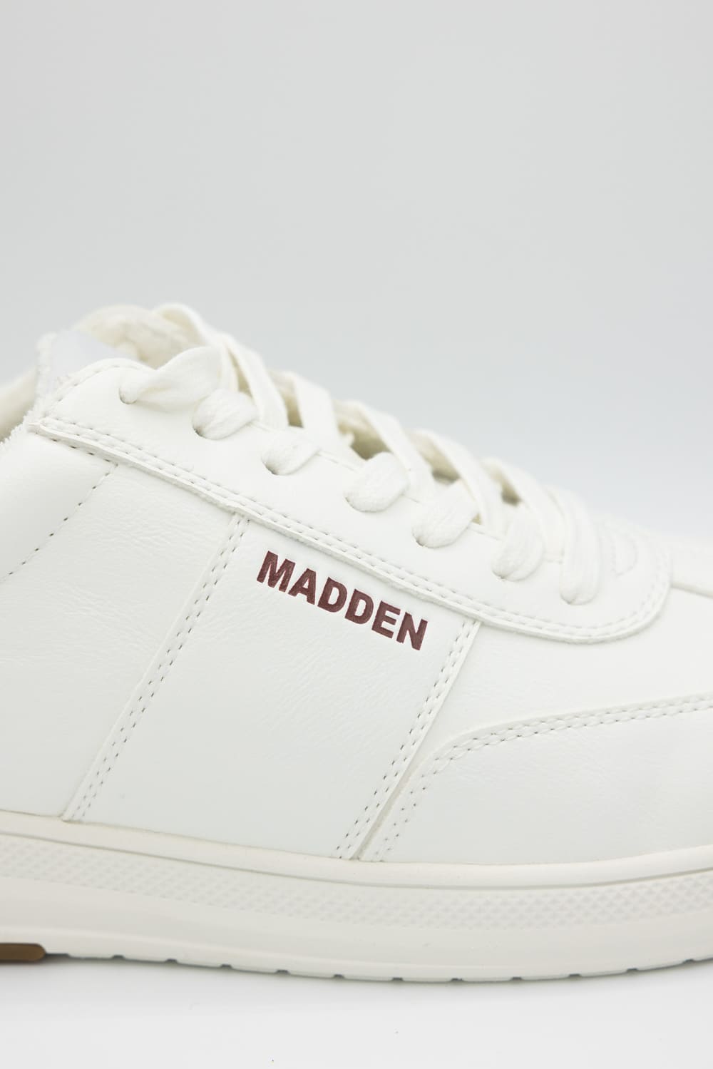 Steve Madden Nelson Sneakers for Men in White | MNEL04M4-WHITE