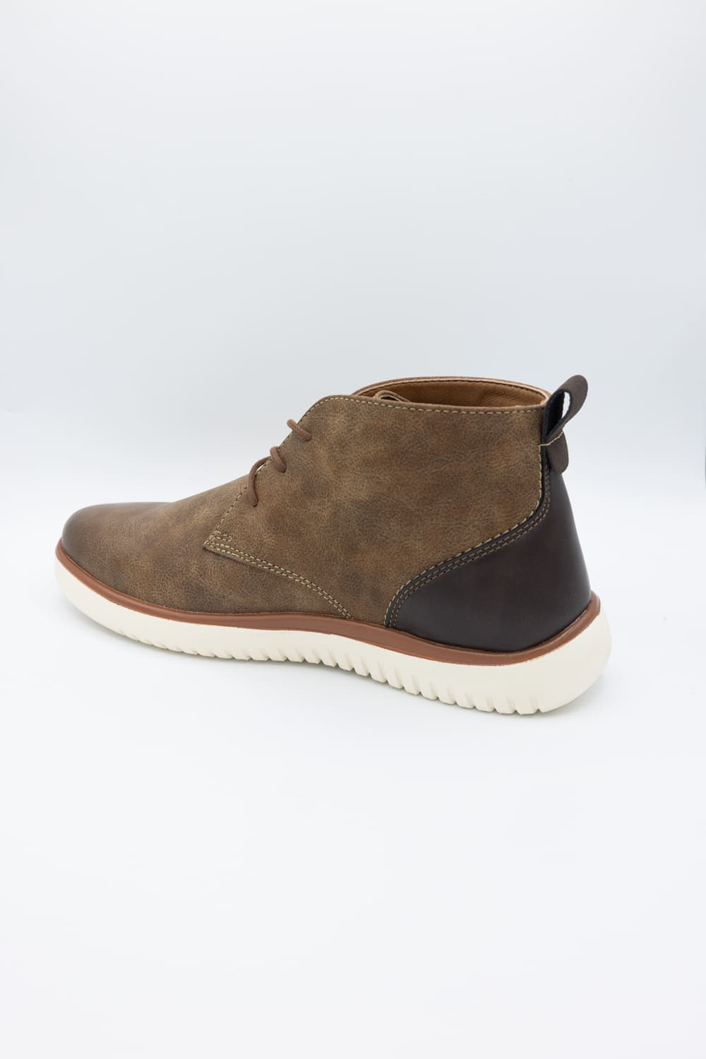 Madden Mnickmon Chukka Boots for Men in Cognac