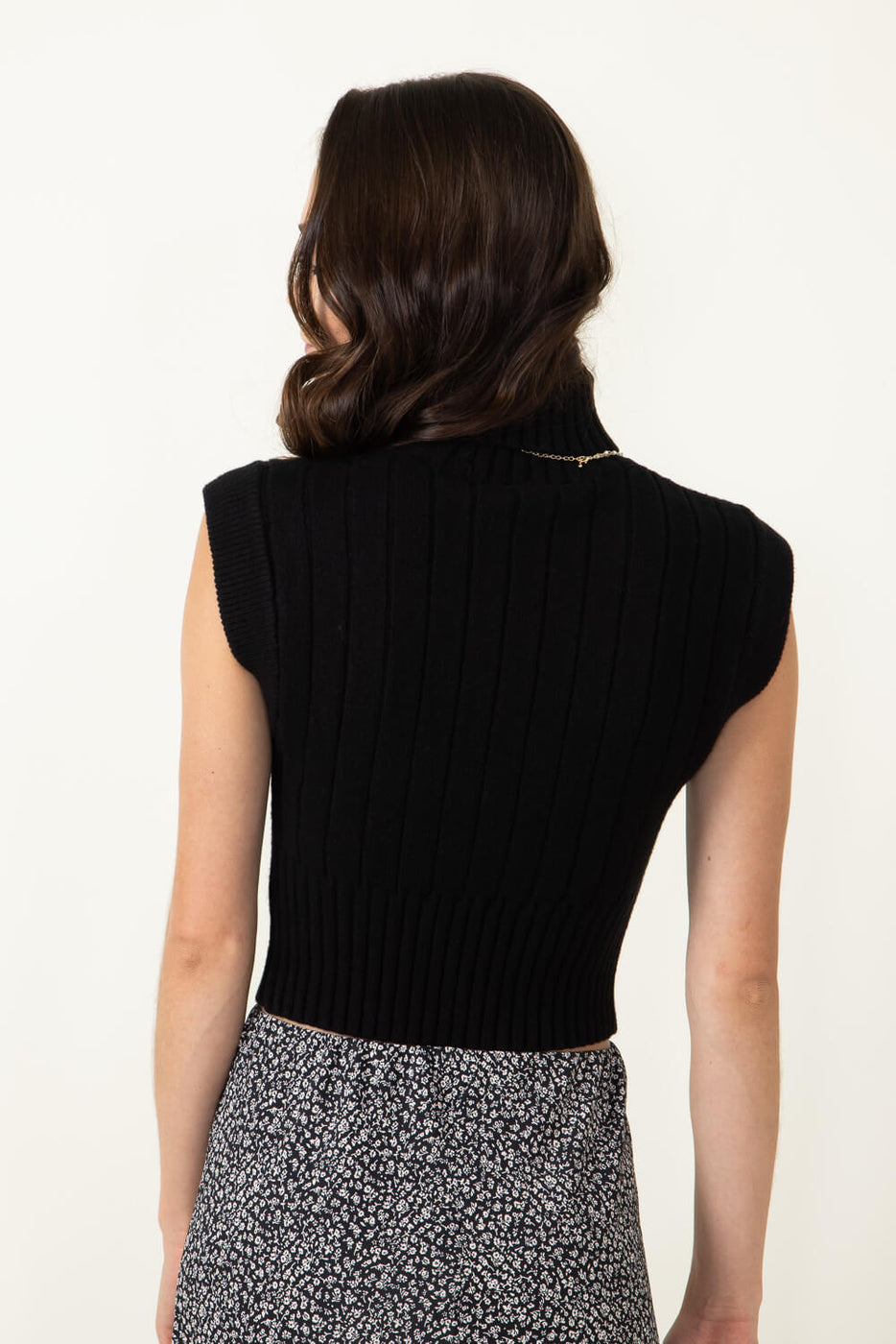 Womens black sleeveless turtleneck hotsell