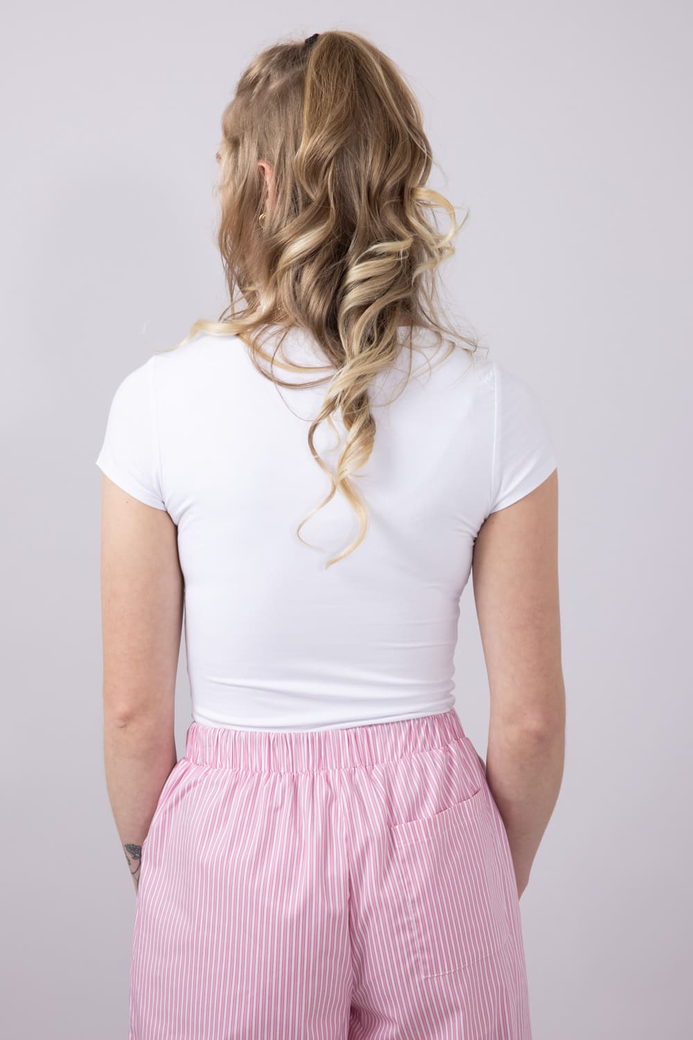 Be Cool Seamless Double Layer Knit T-Shirt for Women in Off White