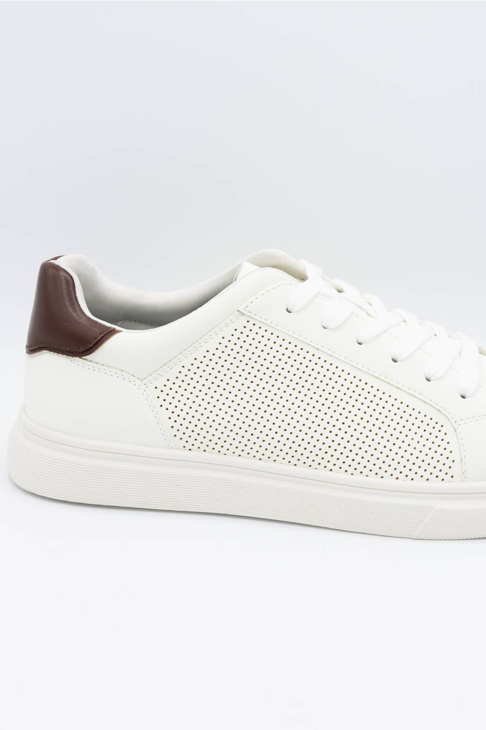 Steve Madden Philip Lace Up Sneakers for Men in White
