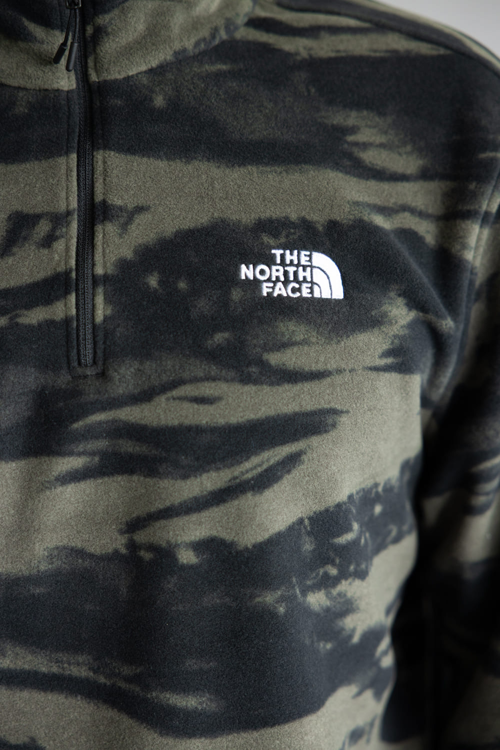 The North Face Glacier Freeze Quarter Zip for Men in Taupe Green