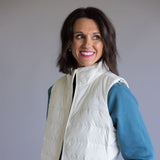 The North Face Aconcagua 3 Vest for Women in White Dune