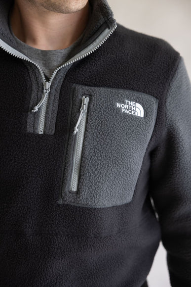 The North Face Yumiori Fleece Quarter Zip for Men in Grey/Black