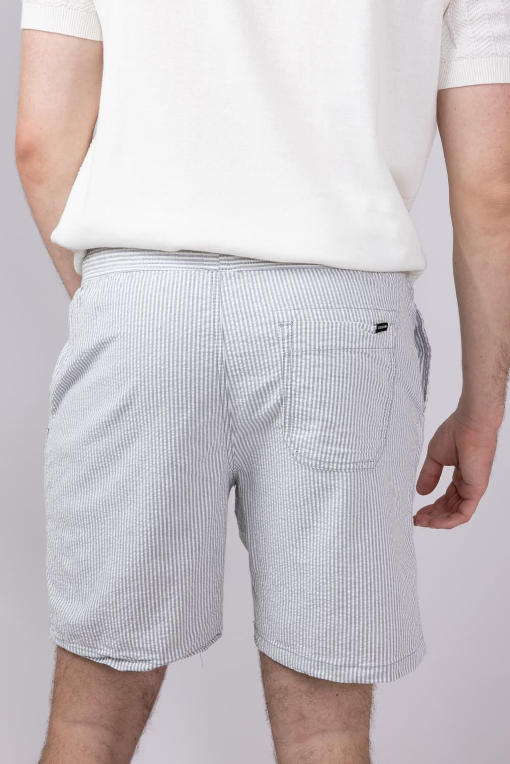 Union Paloma Seersucker 8” Shorts for Men in White | H181K2T Union Paloma Seersucker 8” Shorts for Men in White | H181K2T