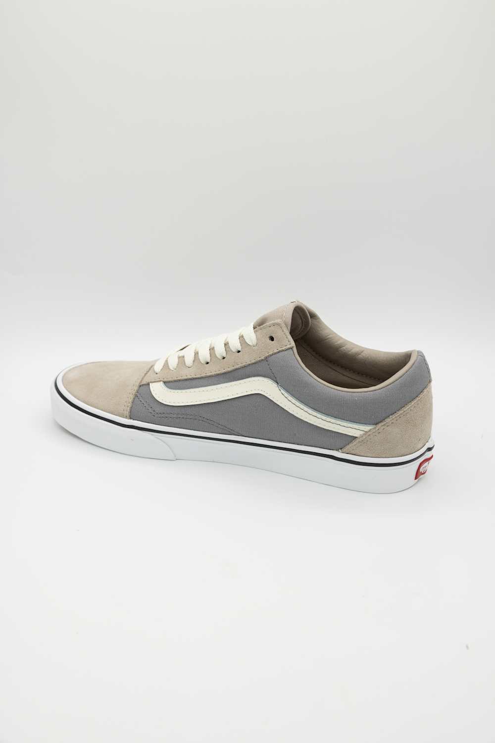 Vans Old Skool Sneakers for Men in Frost Grey | VN000D7Z85T1