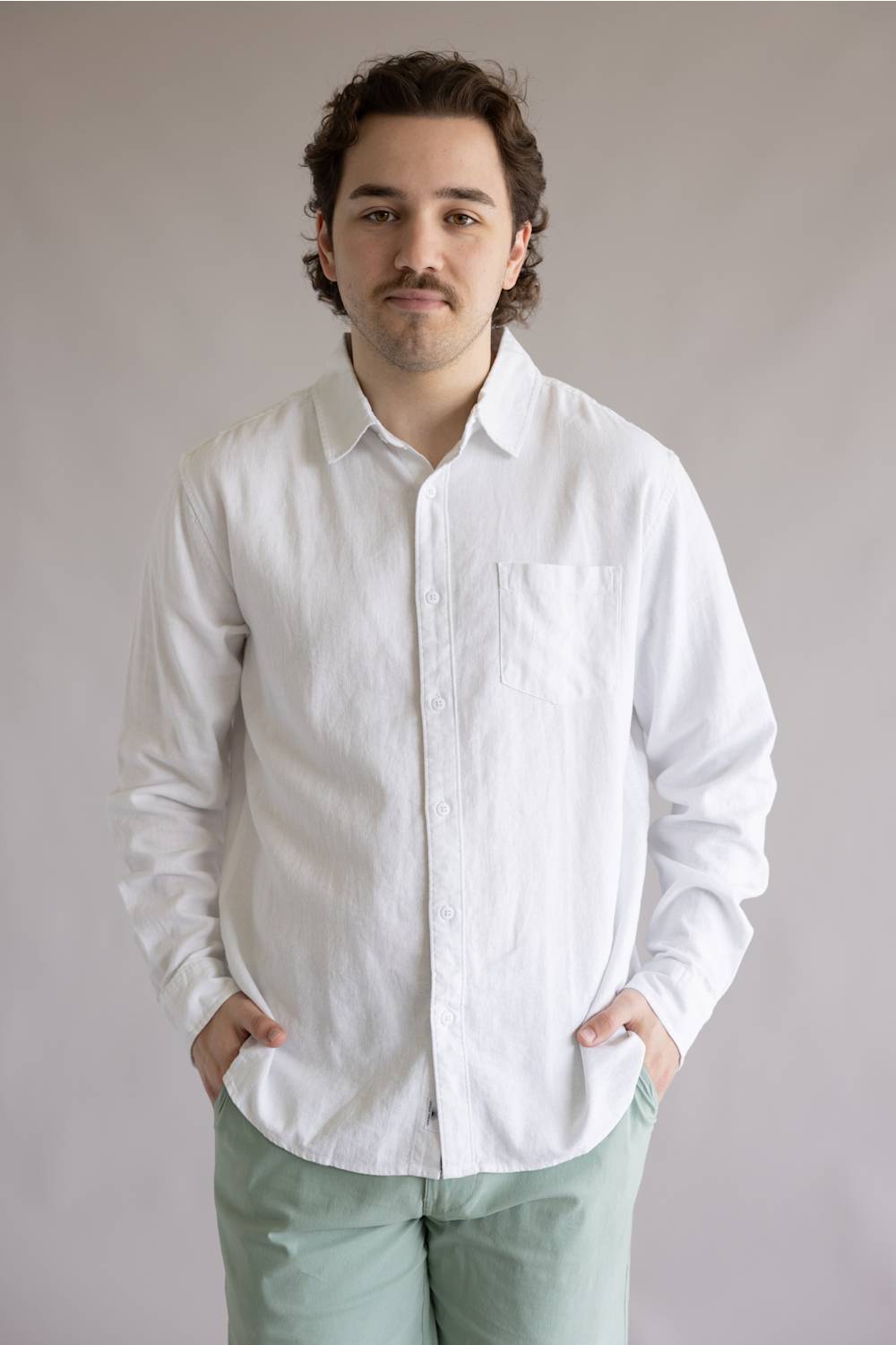 Vintage Summer Linen Button Up Shirt for Men in White