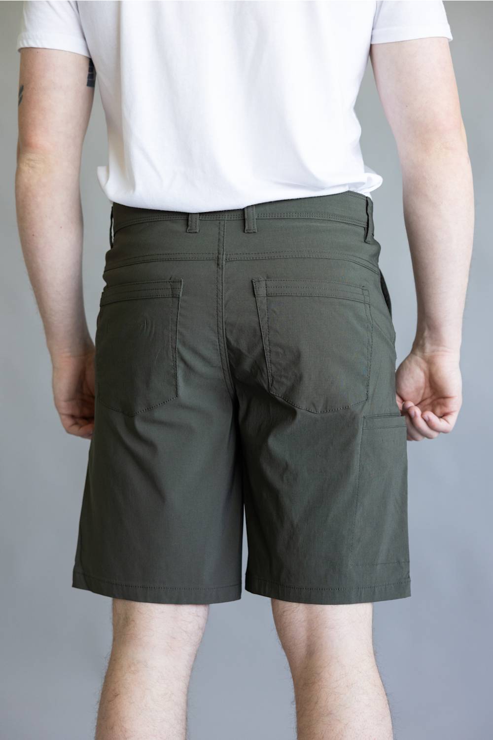 Weatherproof Vintage 9.5" Tech Utility Shorts for Men in Olive