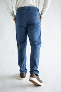 Weatherproof Vintage Leader Chino Pants for Men in Blue