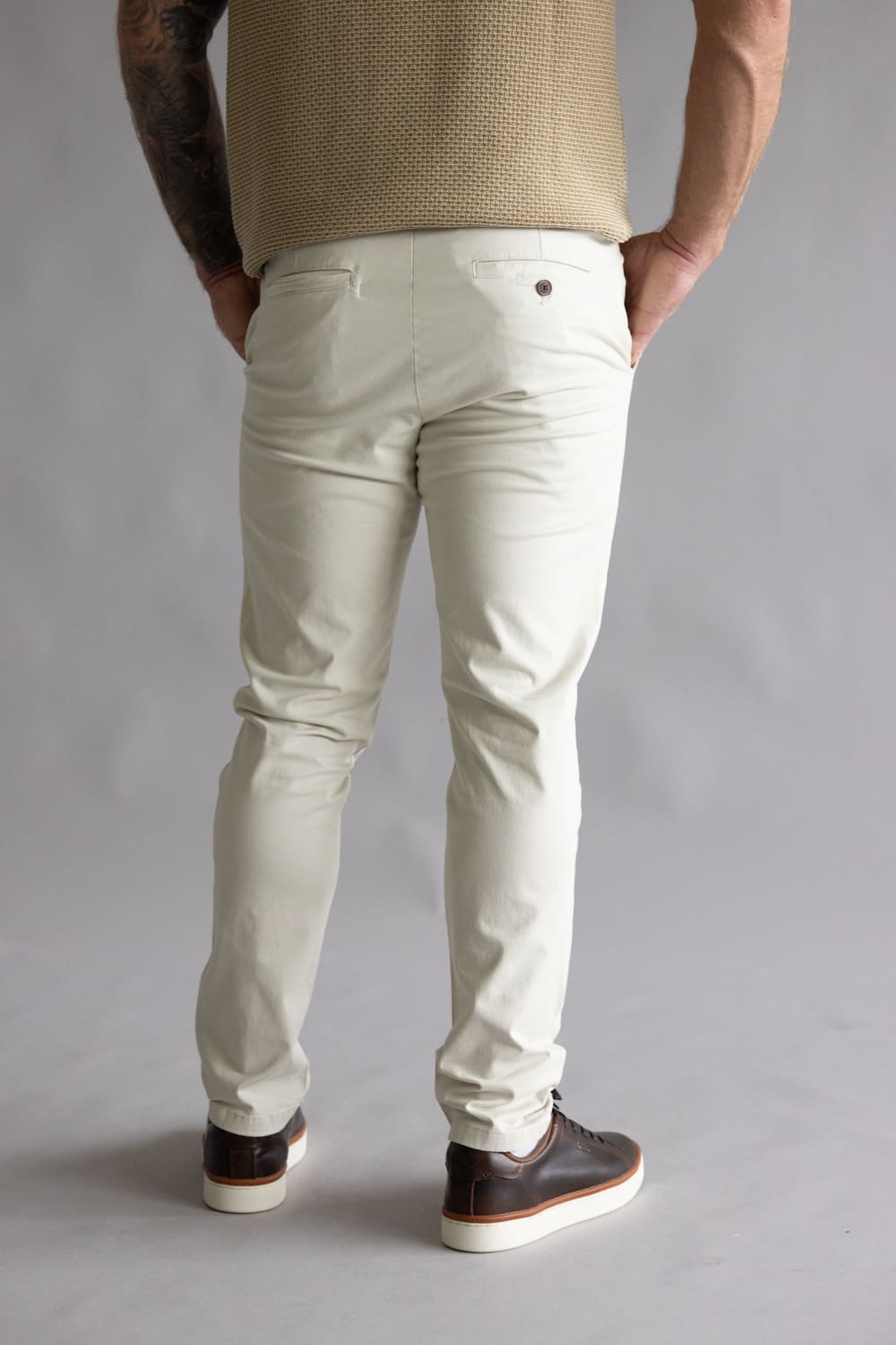Weatherproof Vintage Leader Chino Pants for Men in Sandstorm