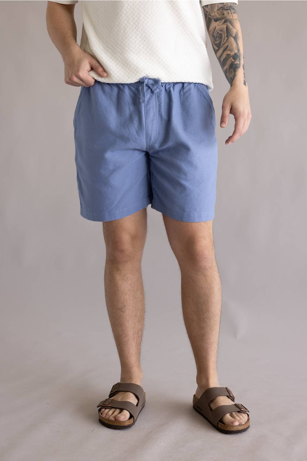 Weatherproof Vintage Linen Shorts for Men in Infinity Blue