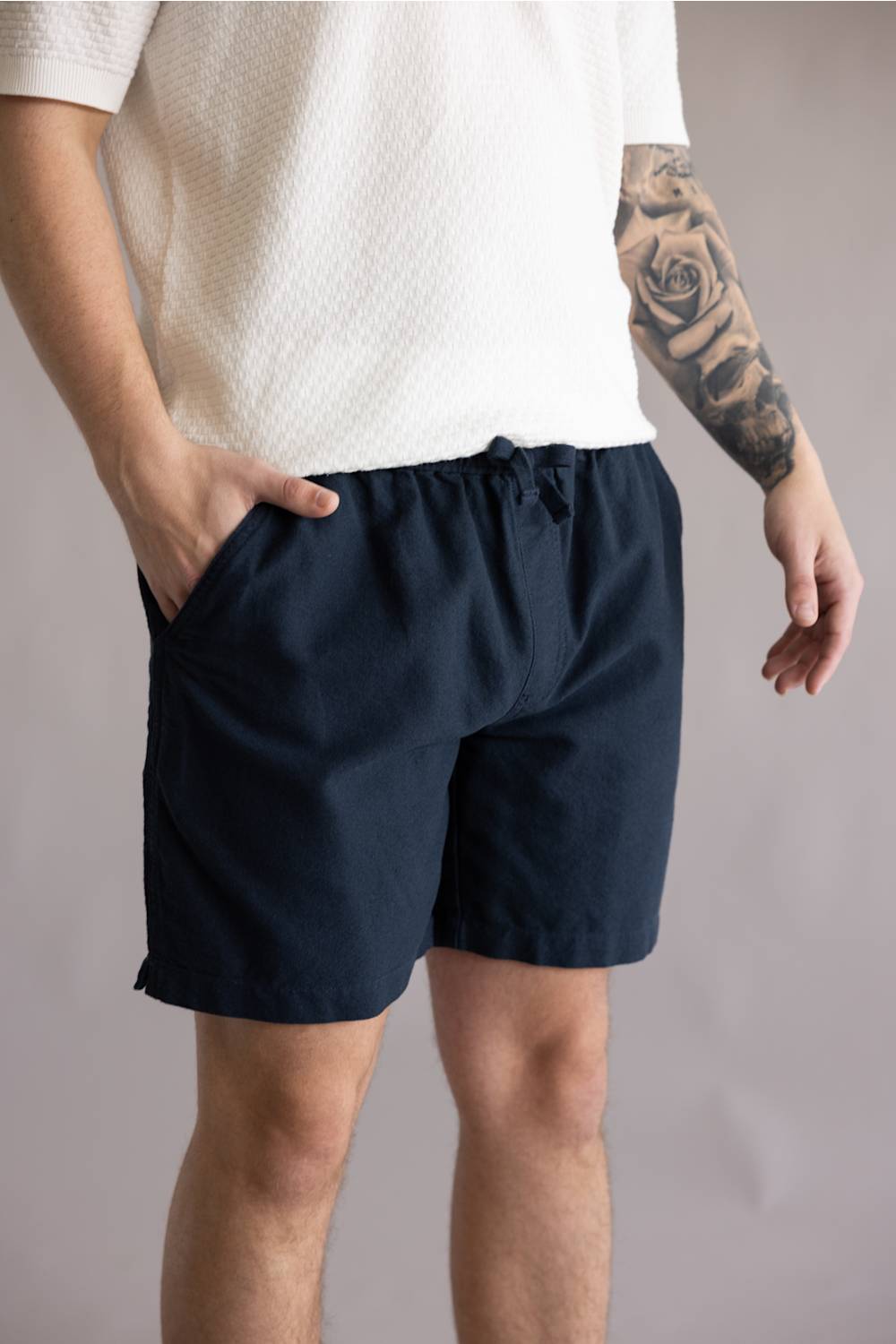 Weatherproof Vintage Linen Shorts for Men in Navy | S2622079GK-NVY