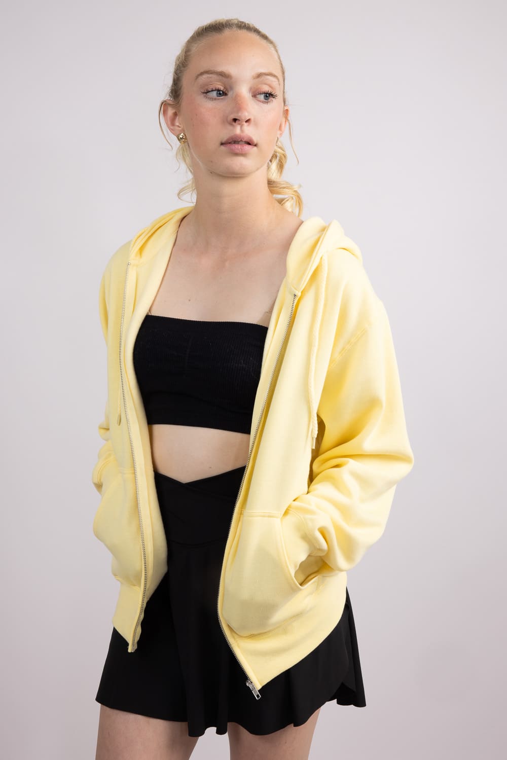 ジャケット・アウター ansdotsloevnerDARIA BALLOON HOODIEyellow 1897 Active Full Zip Fleece Hoodie for Women in Butter Yellow