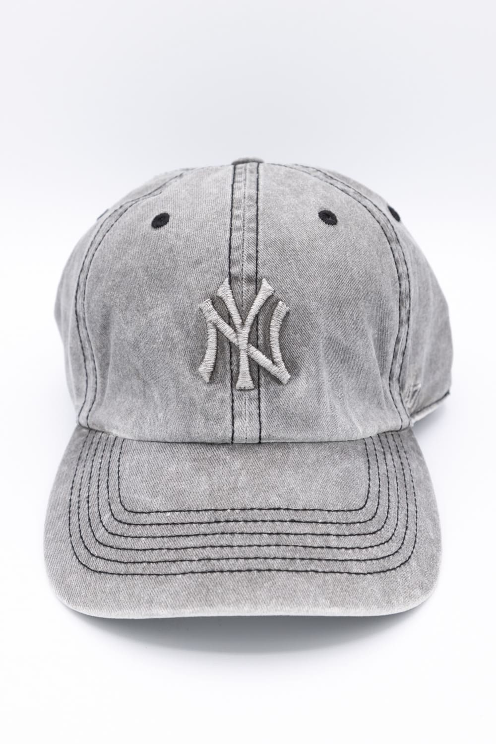 '47 New York Yankees Clean Up Hat in Black Mist