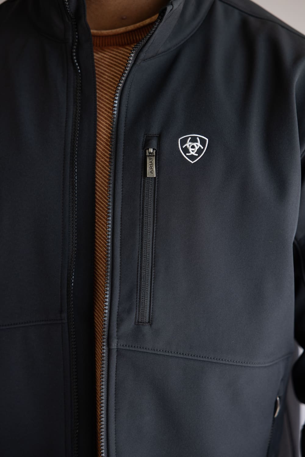 Ariat Logo Softshell Jacket for Men in Black