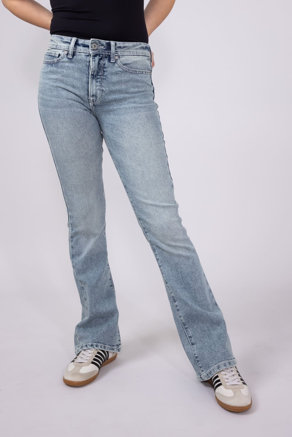 High Rise Girls Slim Bootcut Jeans AE Next Level Low-Rise Kick