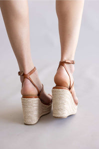Berness Rosie Espadrille Wedges Camel