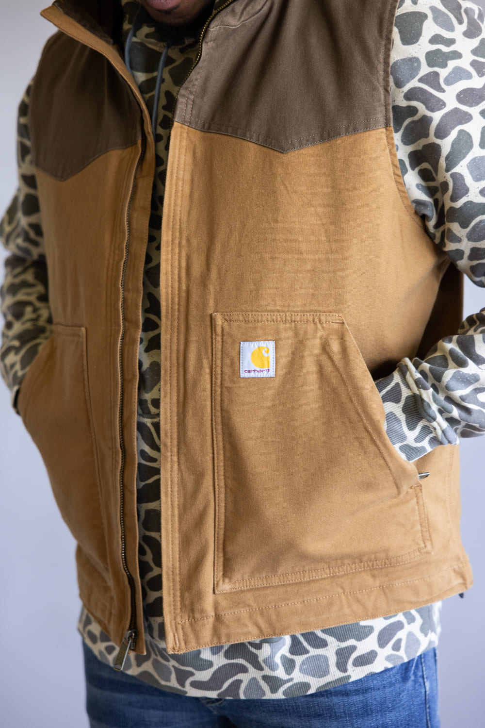 Carhartt Montana Duck Vest for Men in Carhartt Brown