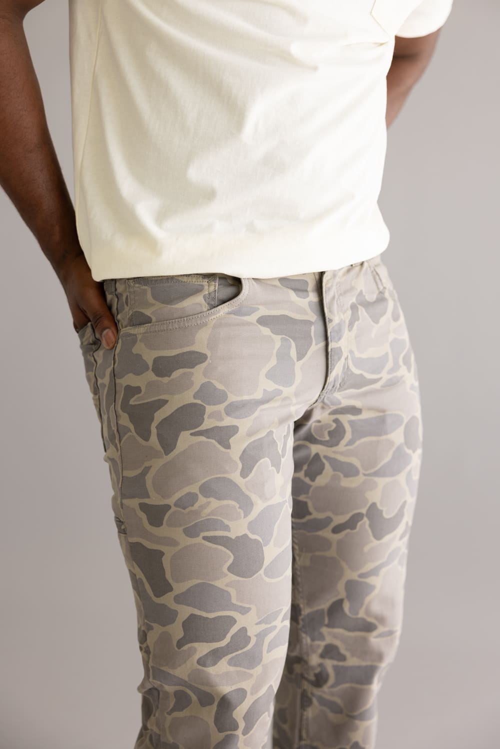 Carhartt Relaxed Straight Rigby Pants for Men in Camo