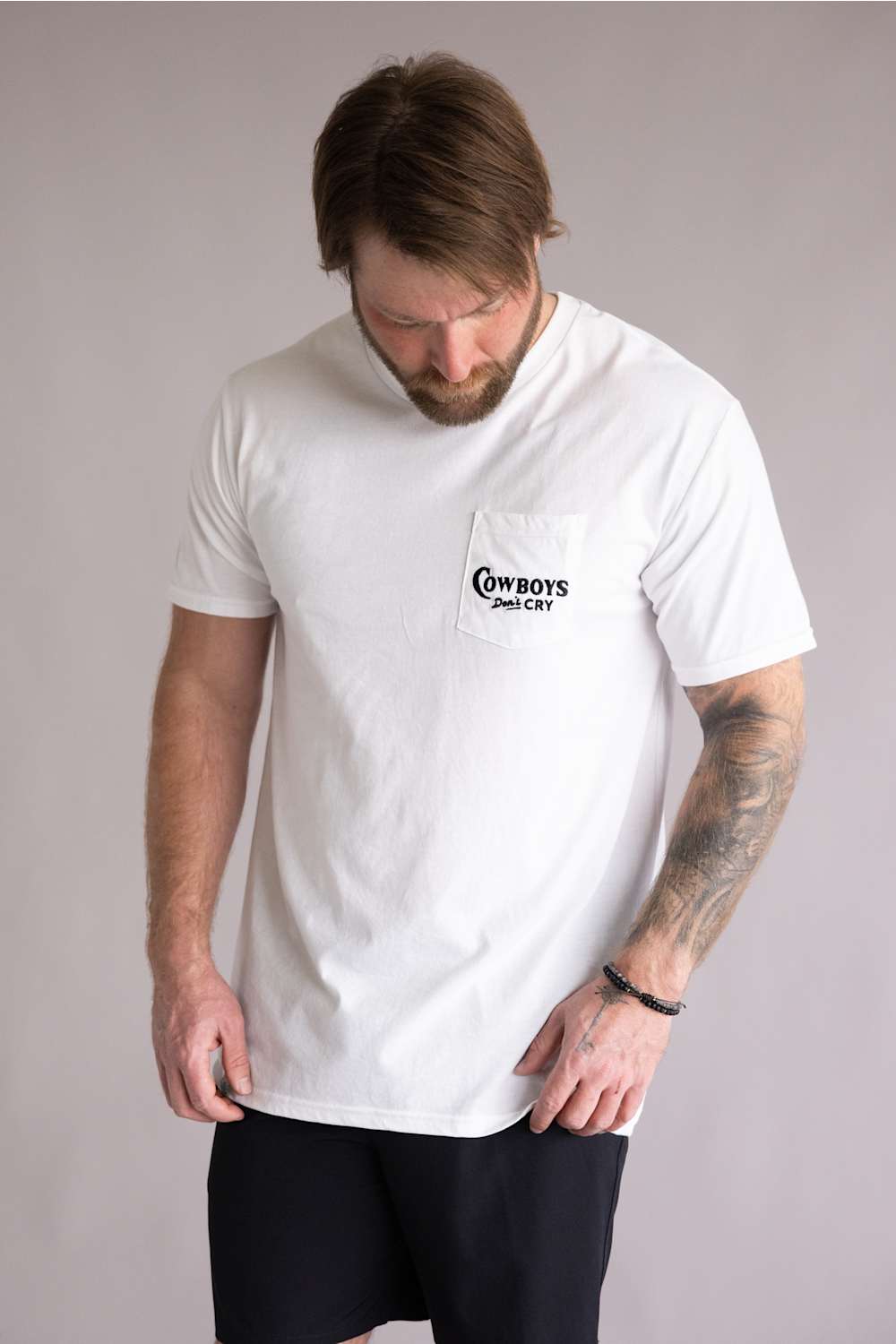  Sendero Provisions Co. Cowboys Don’t Cry T-Shirt for Men in Vintage White