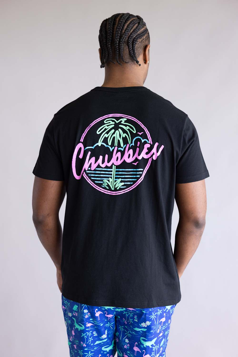 Chubbies The Night Never Sleeps T-shirt for Men in Black 