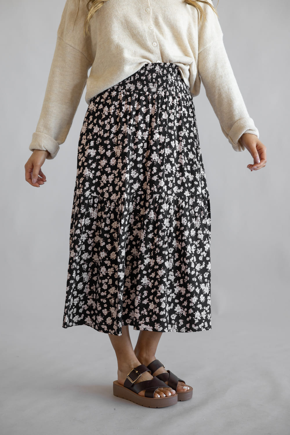 Ditsy Floral Tiered Smocked Waist Midi Skirt for Women in Black/Taupe