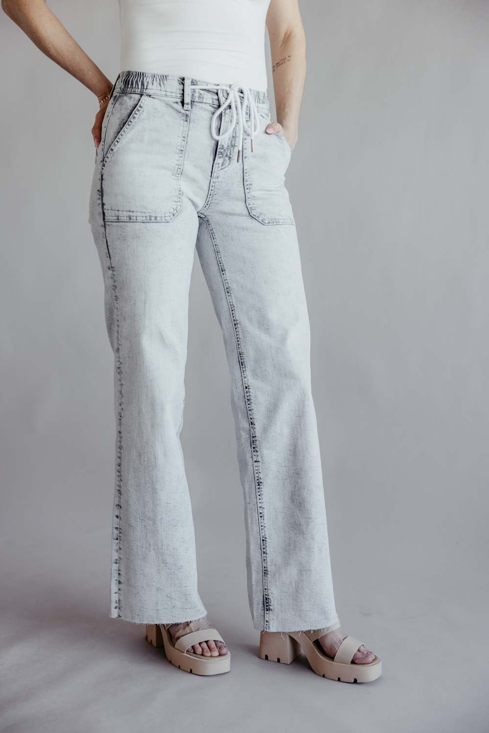 Flying Monkey High-Rise Drawstring Wide Leg Jeans for Women in Light Grey