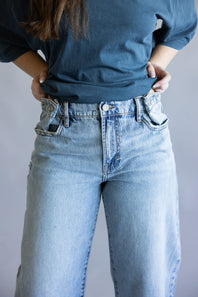 Hidden Mid-Rise Adjustable Baggy Jeans for Women 