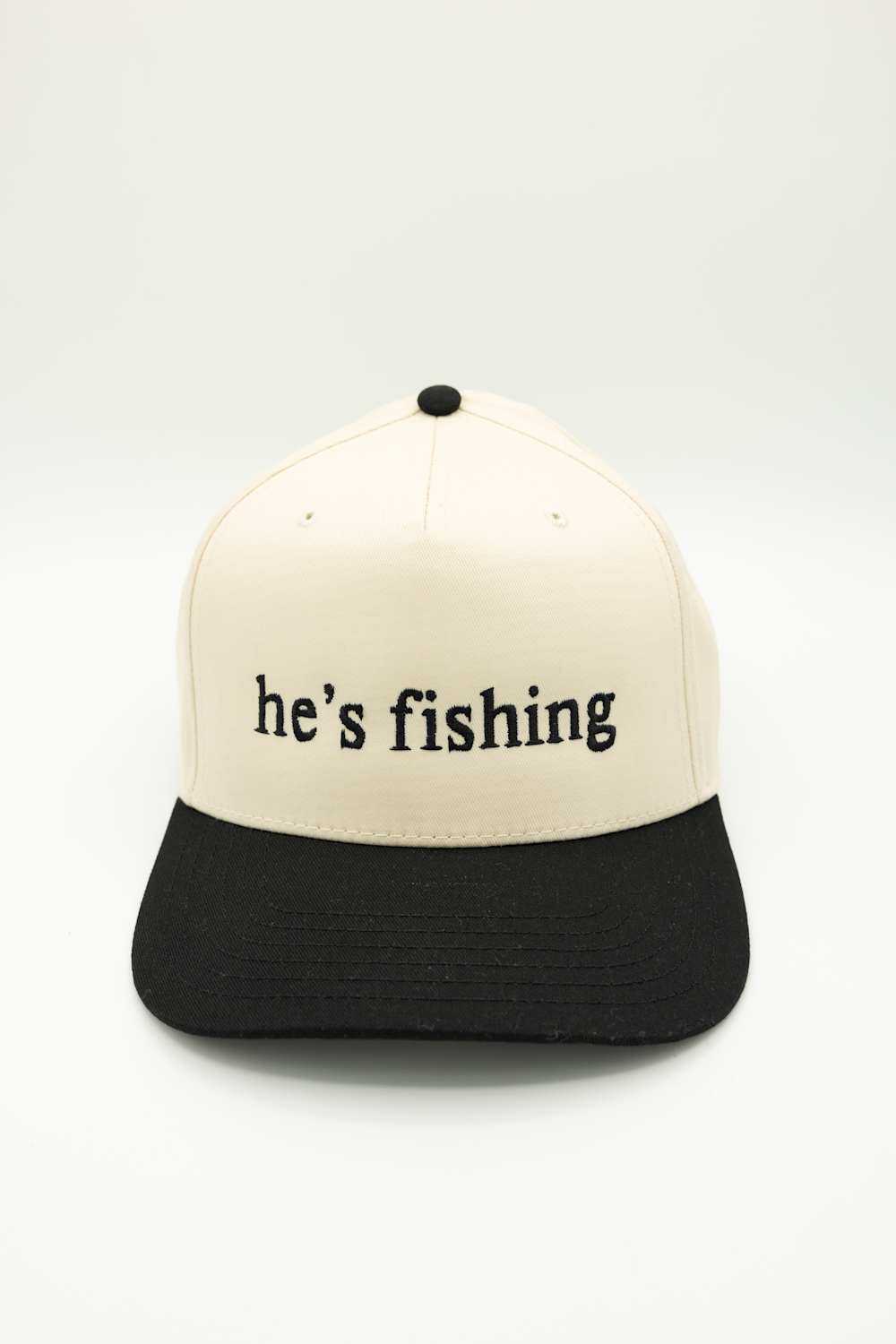 Hes Fishing Trucker Hat for Women in Black/Tan