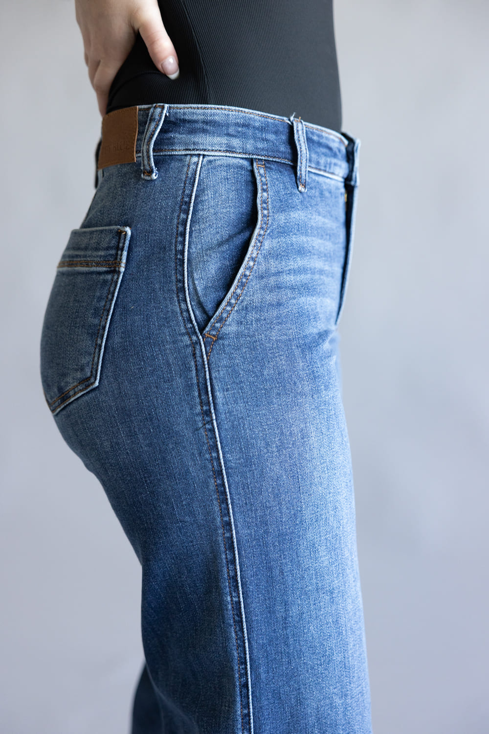 Judy Blue Mid Rise Retro Wide Leg Jeans for Women