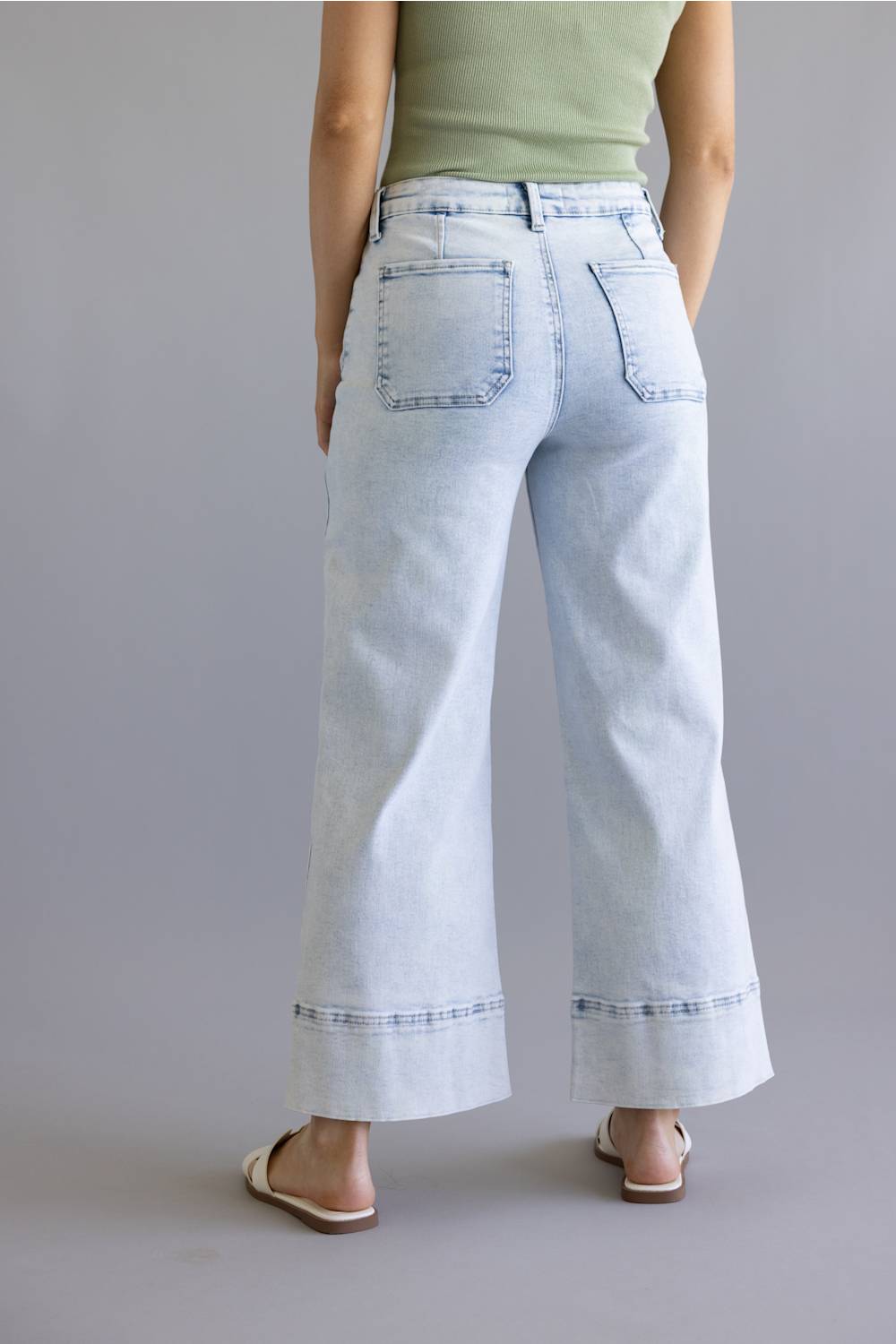 KanCan Mid Rise Crop Wide Leg Jeans for Women