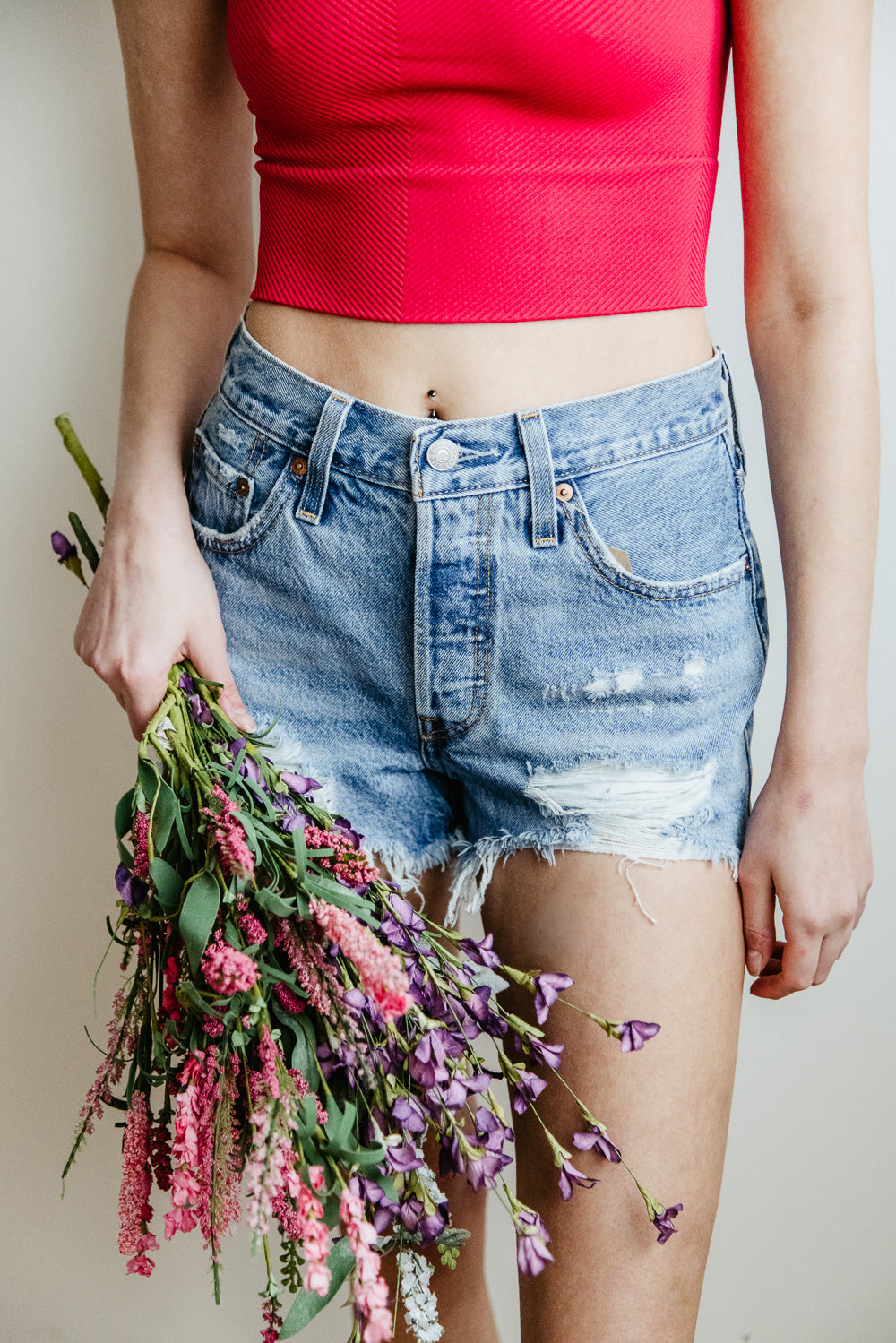 Levi’s 501 High Rise Med Wash Denim Shorts for Women