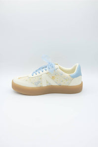 MIA Axel Sneakers for Women in Blue Floral; Sneaker with light blue accents on a white background