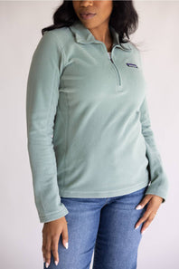 Patagonia Women’s Micro D Quarter Zip Pullover in Cover Green