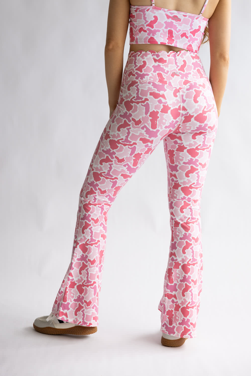 Simply Southern Scalloped Flare Leggings for Women in Pink Camo