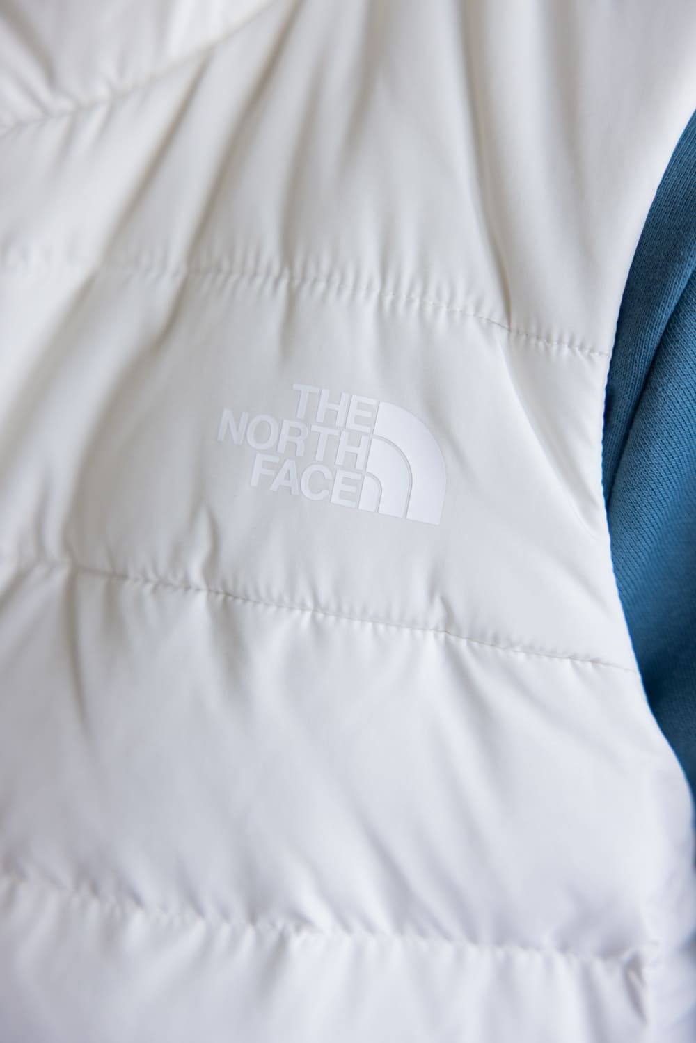 The North Face Aconcagua 3 Vest for Women in White Dune