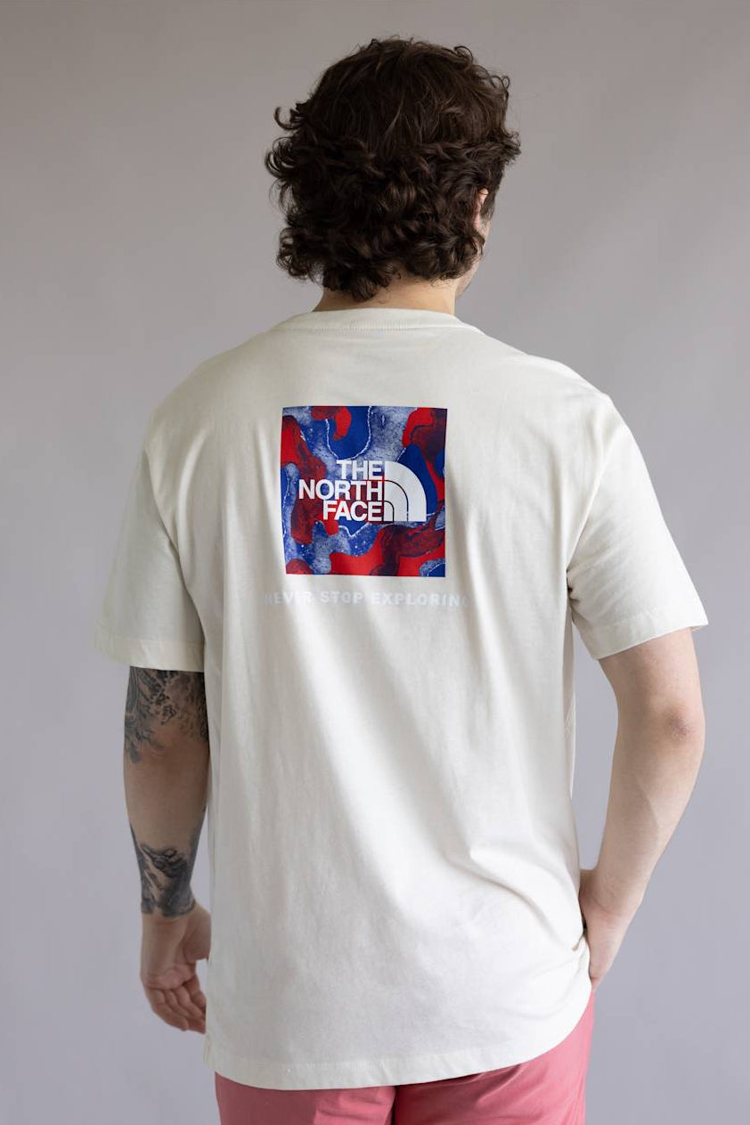 The North Face Red White & Blue Tee for Men in White Dune