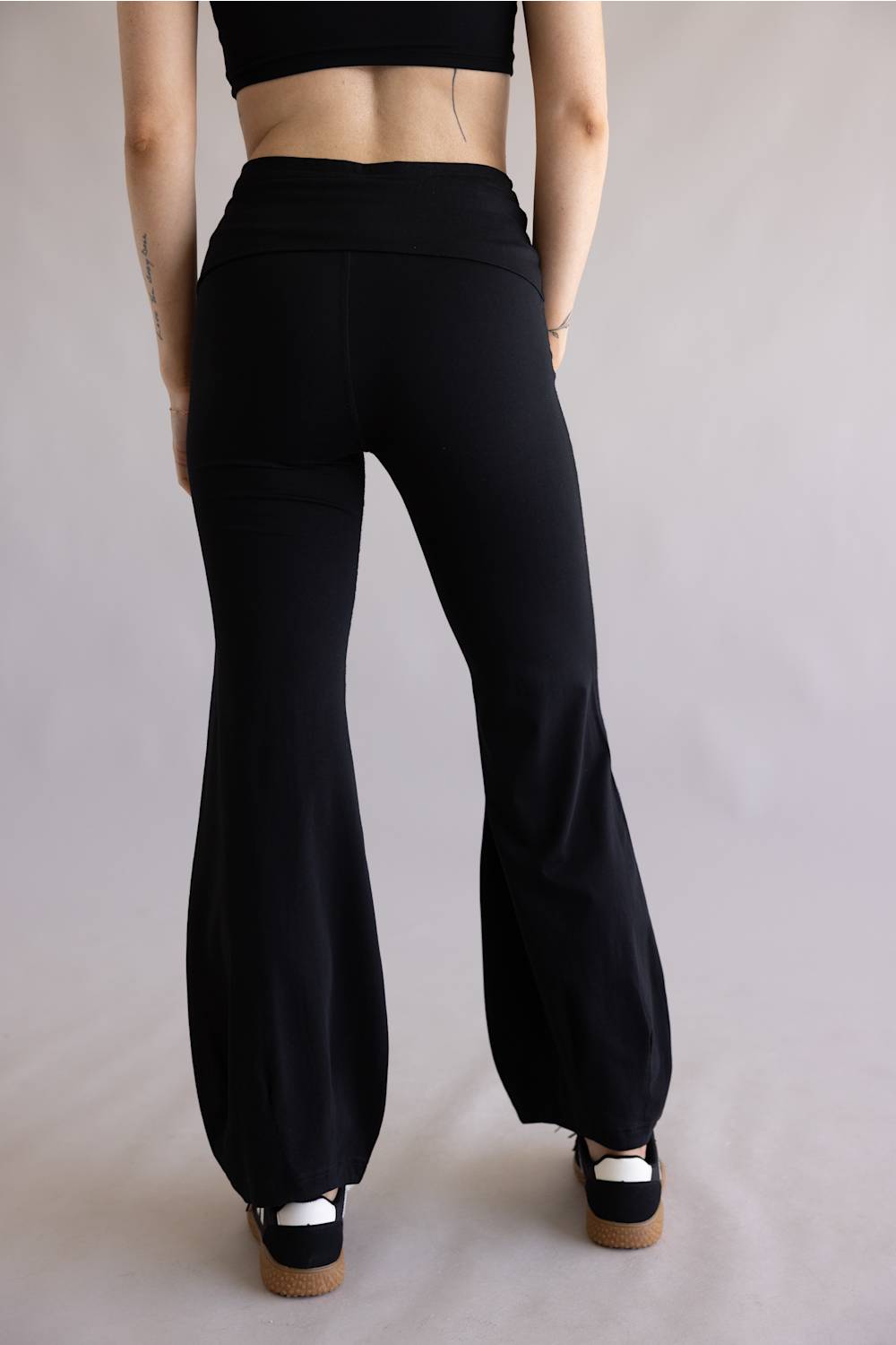 Tie Waist Bubble Flare Leggings for Women in Black