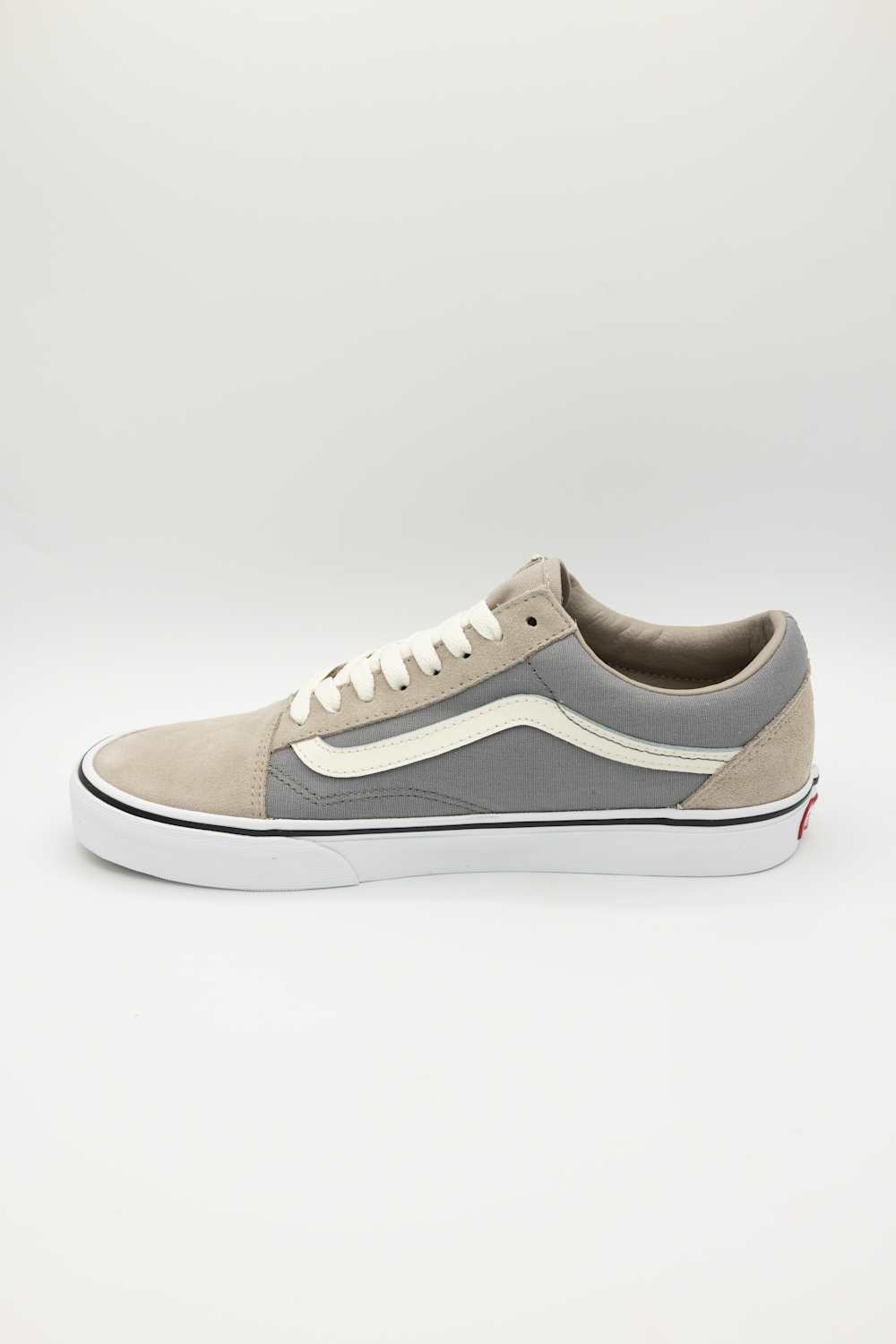 Vans Old Skool Sneakers for Men in Frost Grey | VN000D7Z85T1
