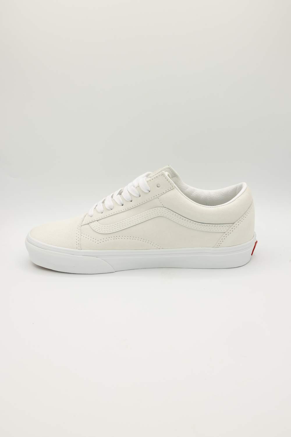 Vans Old Skool Suede Sneakers for Men in Blanc de Blanc White | VN000D9YJVY1